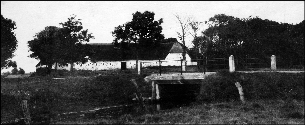 gaardbilleder/12-tirslund-sognevej-7-1880.png
