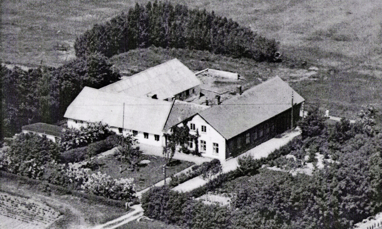 gaardbilleder/34-bevtoftvej-7-ca-1955.png