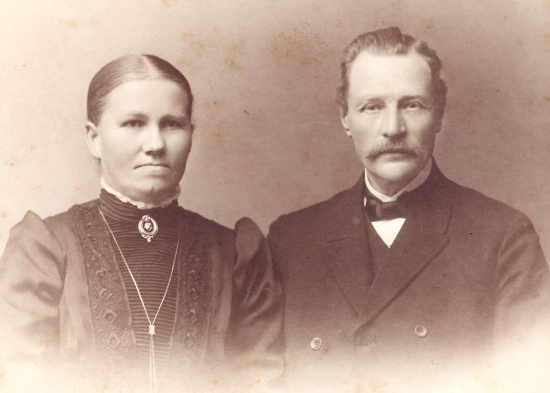 portraetter/38-marie-cathrine-og-johannes-n-s-ferslev.jpg